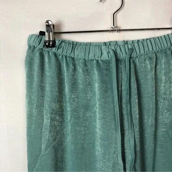 Abound Green Lace Hem High Rise Satin Pajama Pants M - Picture 3 of 3